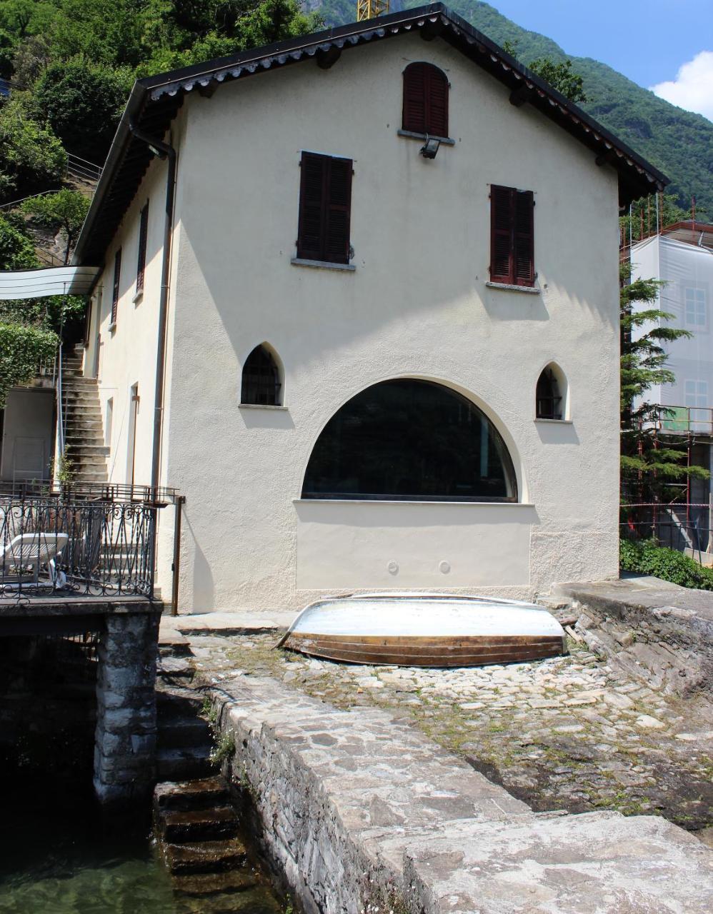 House On The Lake Shore Of Laglio Exterior foto